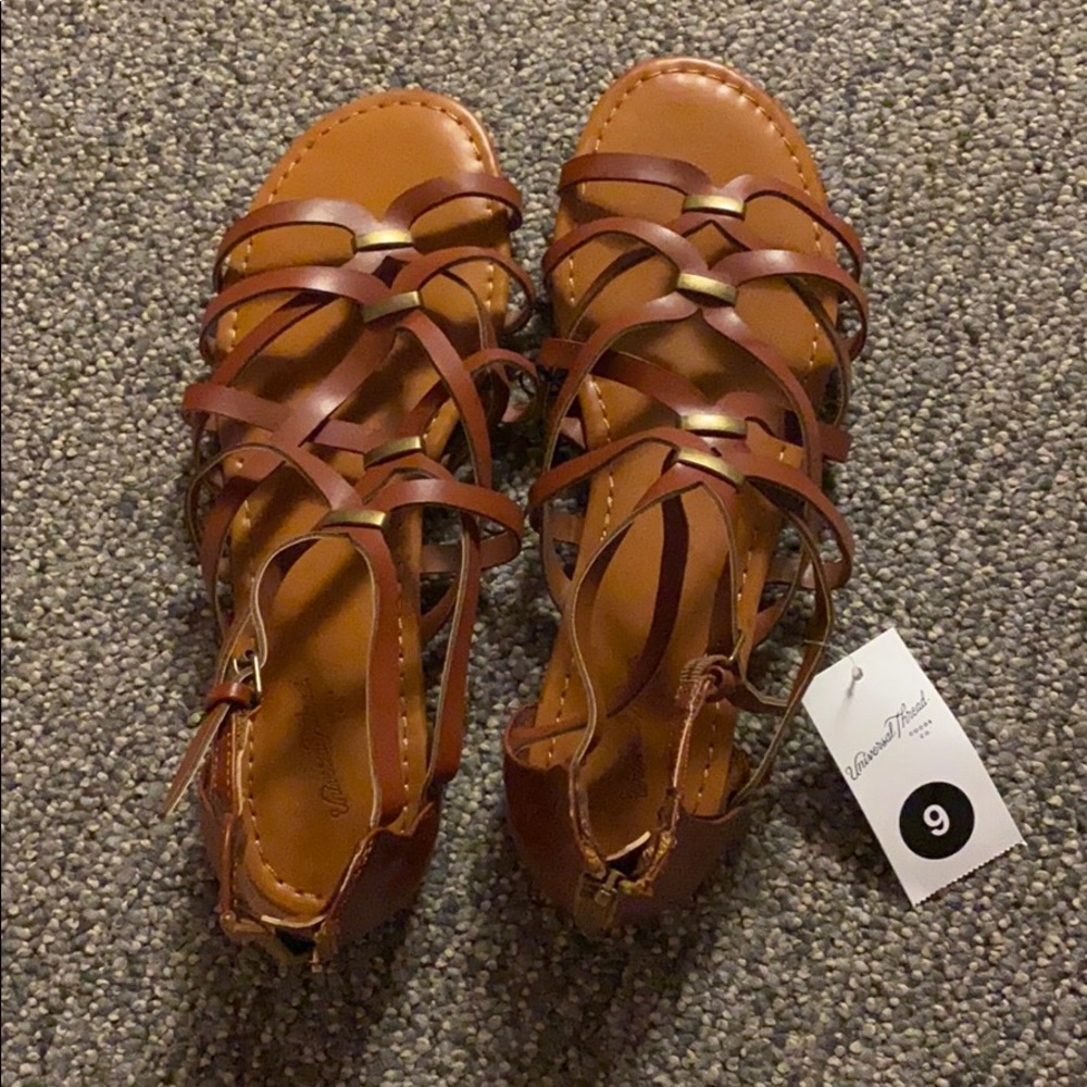 never worn brown sandals